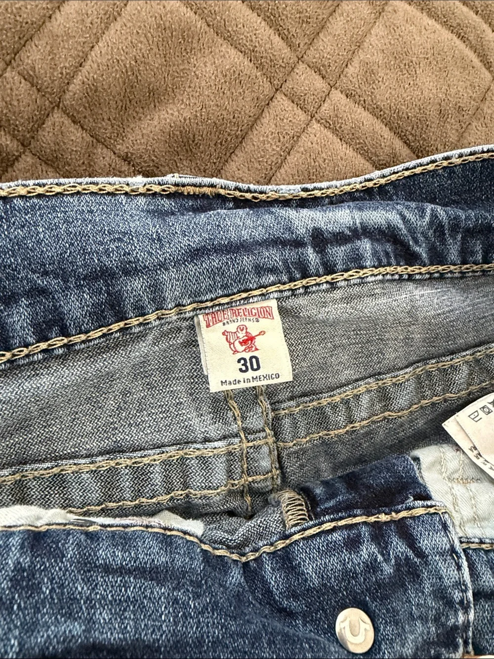 True Religion Flap Back Pockets Jeans size 30